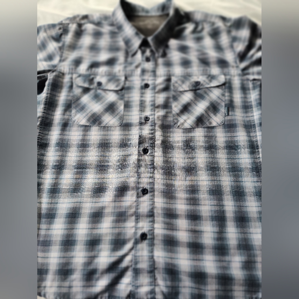EDDIE BAUER Men's Button Up Shirt Size XXL Short Sleeves.
